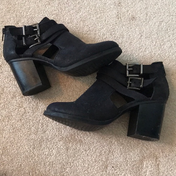 Soda Shoes - Black heeled booties. Great condition!